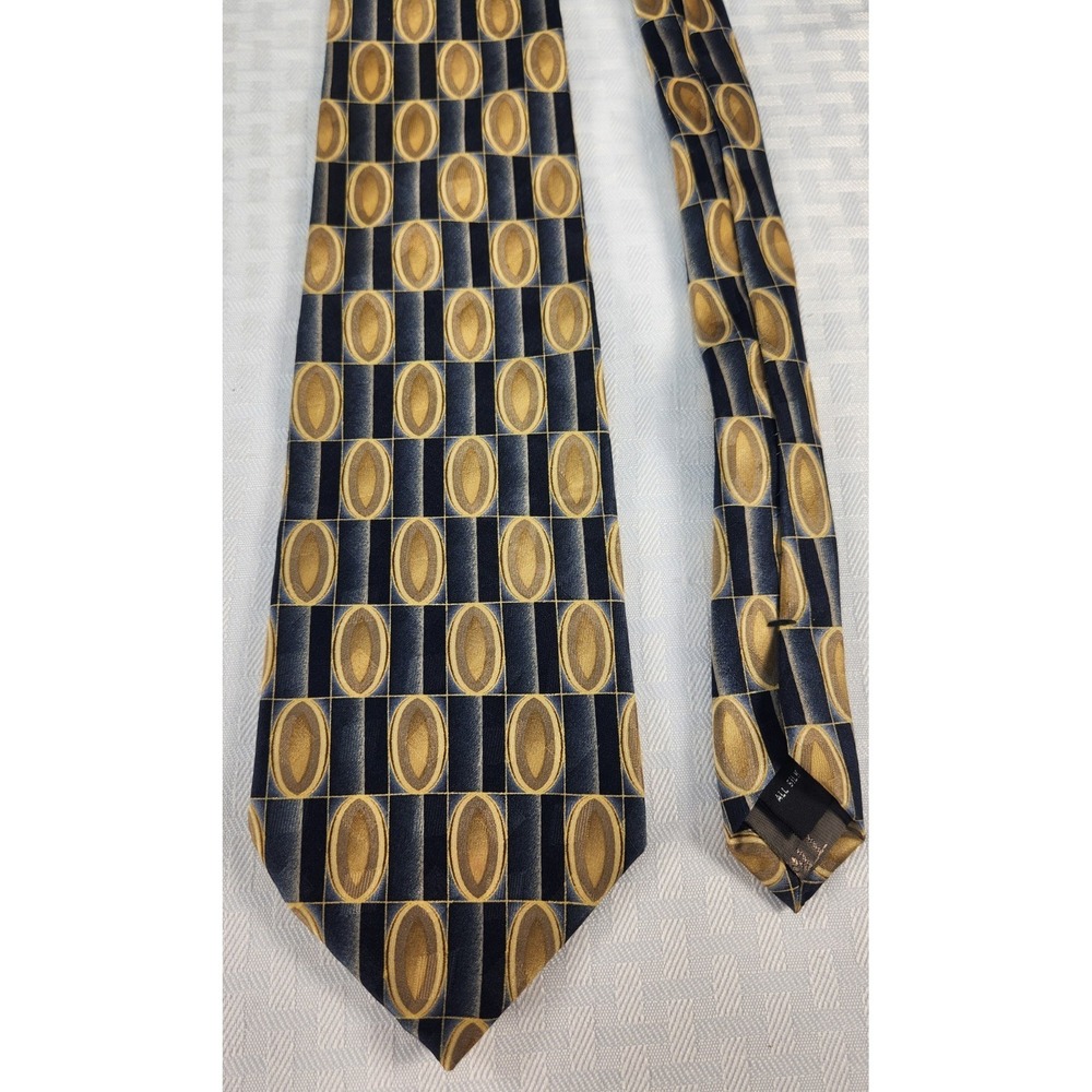 Today's Man 100%‎ Silk Geometric Design Hand Made Men's Tie